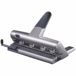 Perforatore Akto a punzoni indipendenti - max 30 fogli - 4/6 fori - passo 6/8 cm - argento - Leitz
