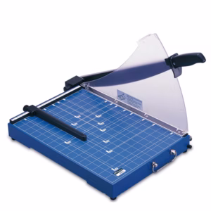 Taglierina a leva 3024 - con blocca lama - 33,5 x 48 x 41,5 cm - 392 mm (B4) - 20 fogli - blu -Titanium